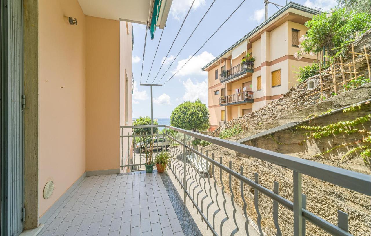 Awesome Apartment In Cogoleto With Wifi And 2 Bedrooms Esterno foto
